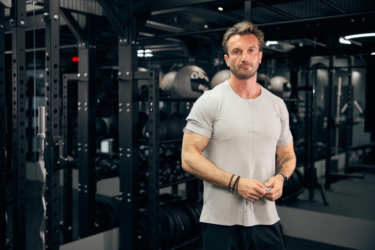 personal fitness coach near me